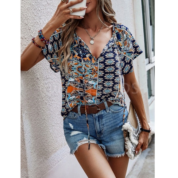 Printed Blue Multicolor Batwing Sleeve V-Neck Blouse Top - Picture 3 of 8